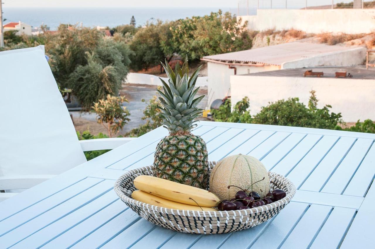 Adorable Country House With Sea & Church View! Kokkini Hani エクステリア 写真
